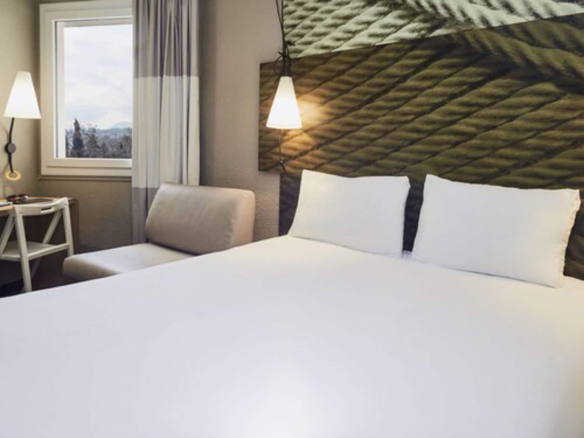 Ibis Toulon La Seyne Sur Mer Ngoại thất bức ảnh