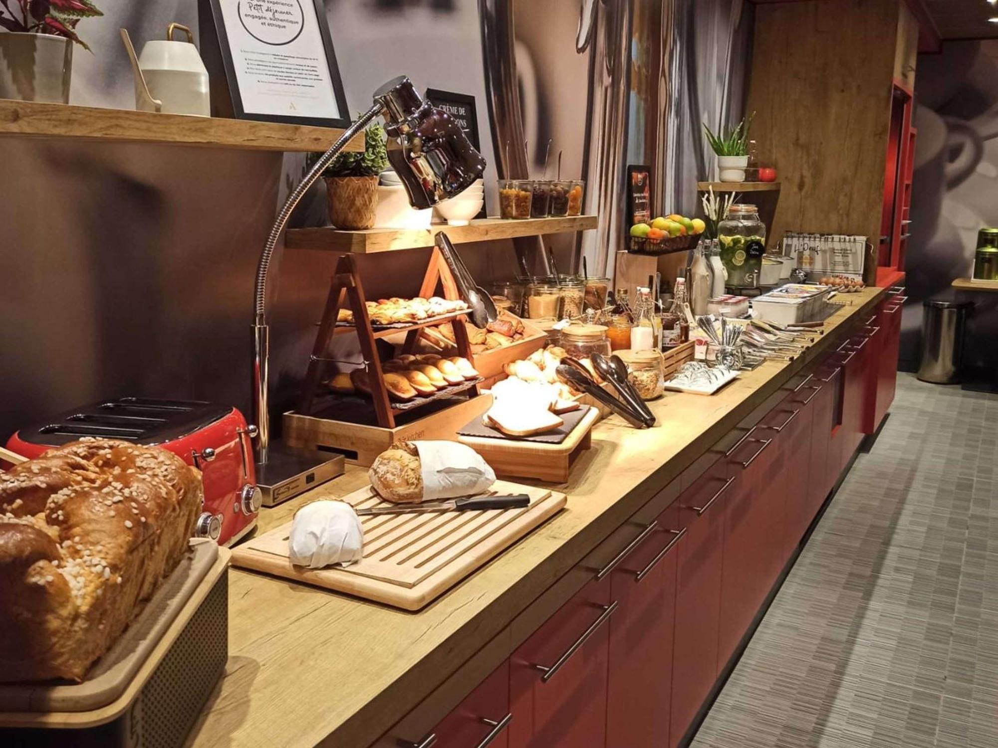 Ibis Toulon La Seyne Sur Mer Ngoại thất bức ảnh