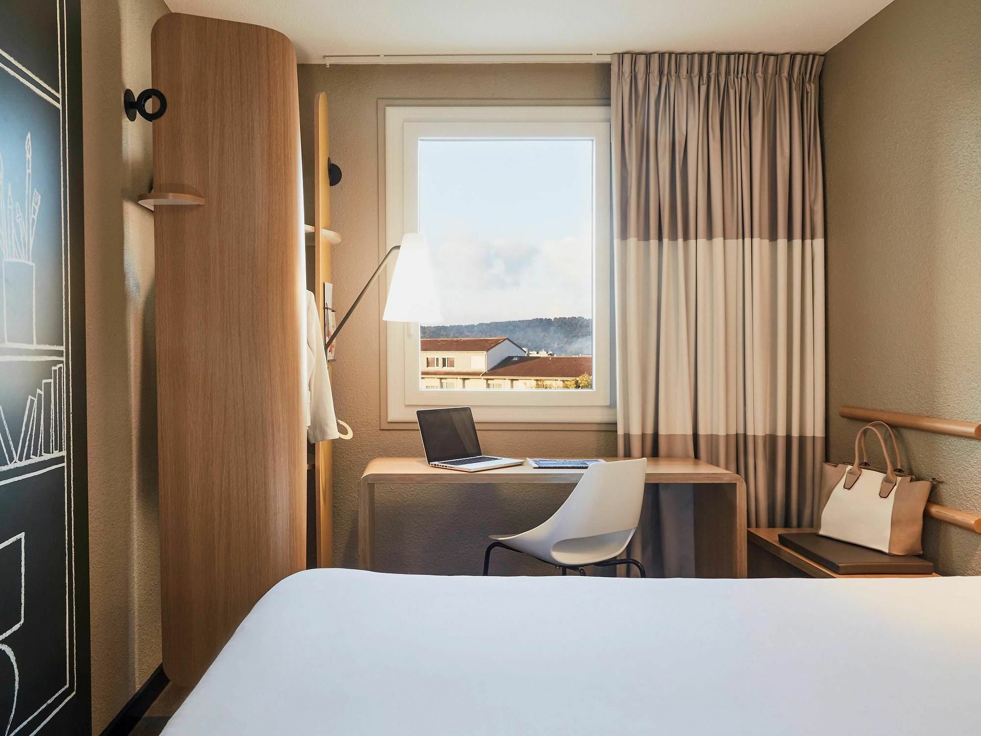Ibis Toulon La Seyne Sur Mer Ngoại thất bức ảnh