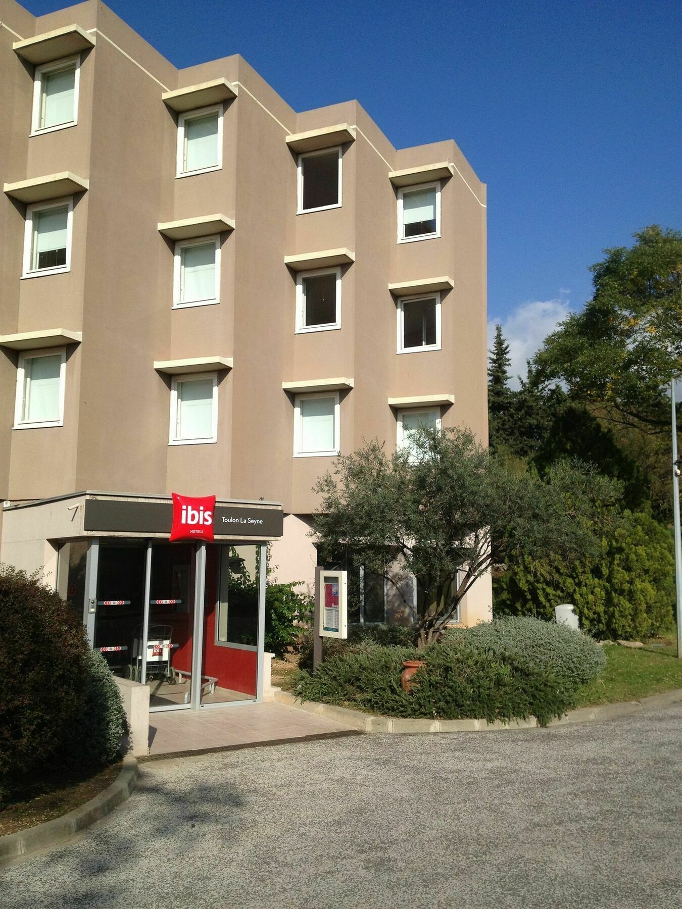 Ibis Toulon La Seyne Sur Mer Ngoại thất bức ảnh